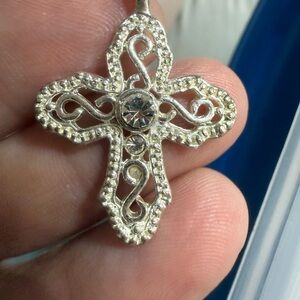 Elegant Silver Cross Pendant